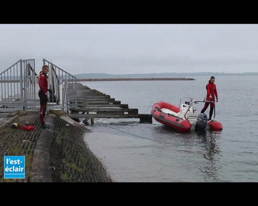 Les pompiers plongeurs en exercice à Mesnil-Saint-Père
