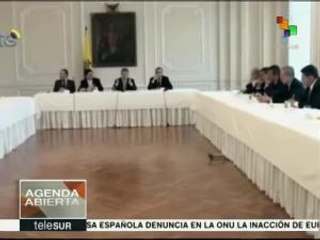 Presidente de Colombia se reúne con partidos políticos afines a la paz