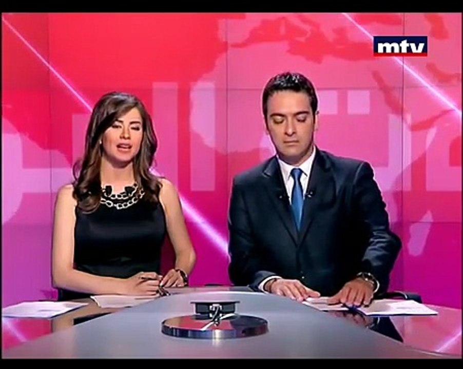 شابة انشقت الارض وابتلعتها أثناء مرورها