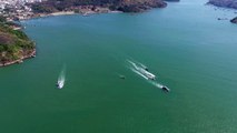 Drone registra a passagem da Tocha Olímpica pelo mar no Espírito Santo