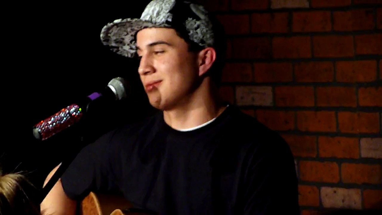 Daniel Archuleta singing at the David Archuleta concert After Party in Salt Lake City on 3/27/09