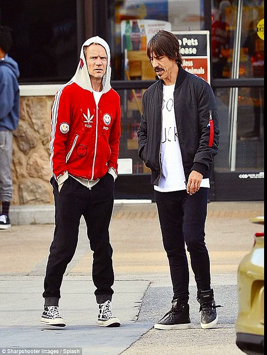 Anthony Kiedis looks healthy leaving sushi restaurant Flea cancelling Red Hot Chili Peppers gig ...