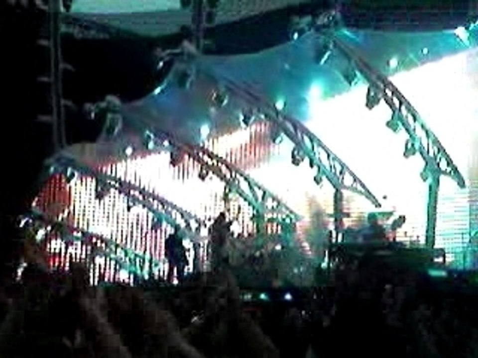 Phil Collins et le tambourin XD