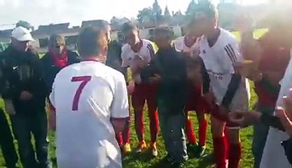 Pierre, capitaine u15, motive ses troupes