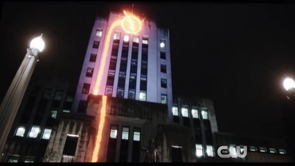 The Flash 2x22 Trailer _Invincible