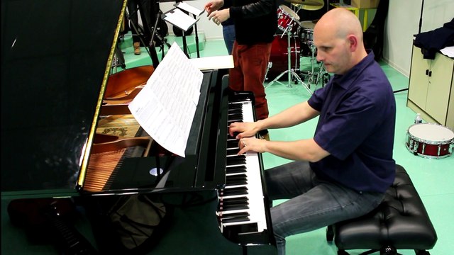 Bulles de musique - Barcella et les choristes du lycée Marie de Champagne de Troyes