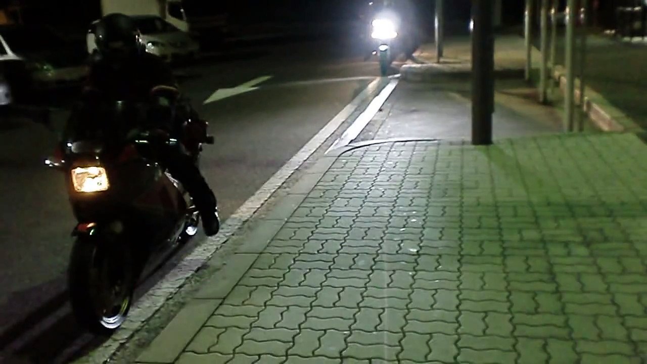 2010年09月17日23時46分、石鎚PAにて.AVI