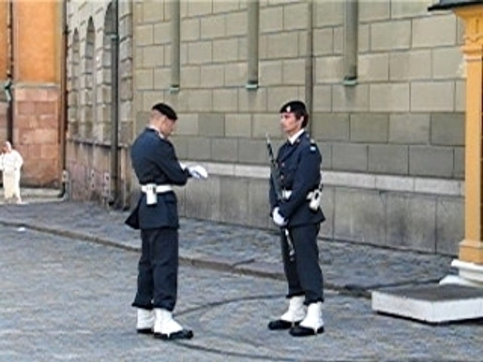 Releve Garde Palais Royal Stockholm