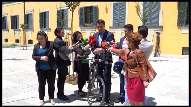 Nuk përjashtohet trupi gjykues i “Pallatit 17 katësh tek Diga”- Ora News