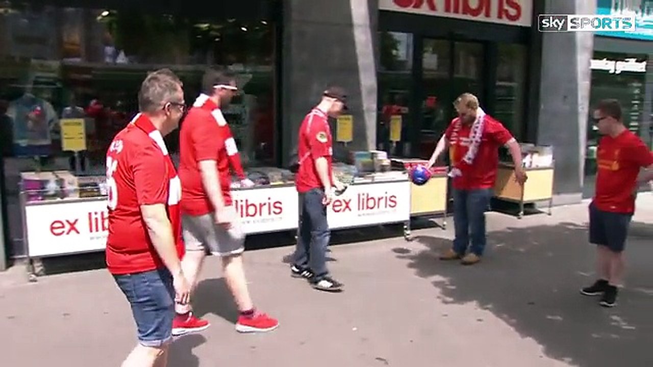 Liverpool fans prepare for final