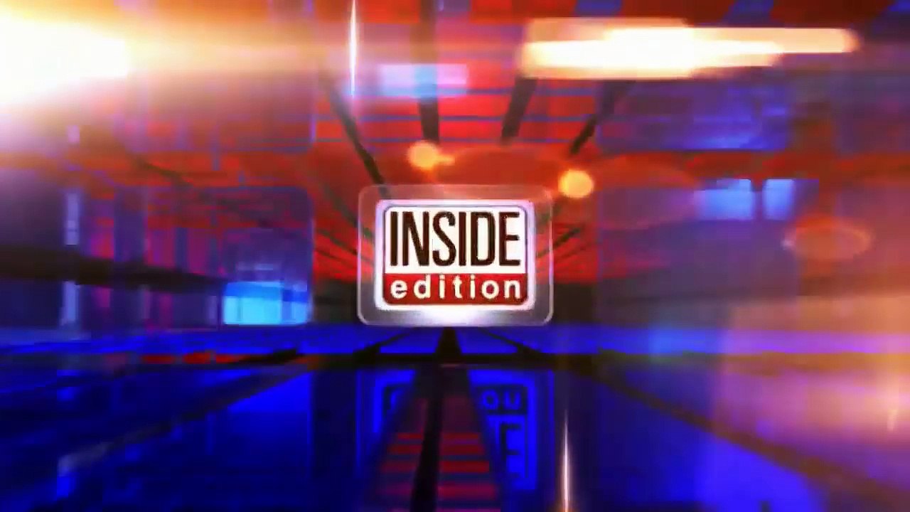 Une femme soldat s'écroule au sol, mais regardez bien comment les hommes la traitent!