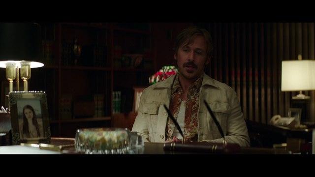 THE NICE GUYS - EXTRAIT 4 VOST [Ryan Gosling, Russell Crowe, Kim Basinger]