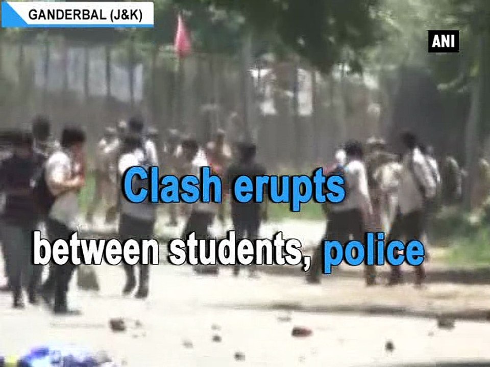 Clash erupts between students, police