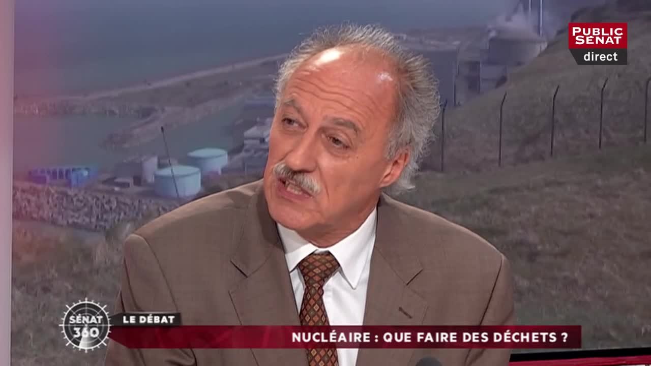Déchets nucléaires: "On joue les apprentis sorciers" selon Yves Cantassot