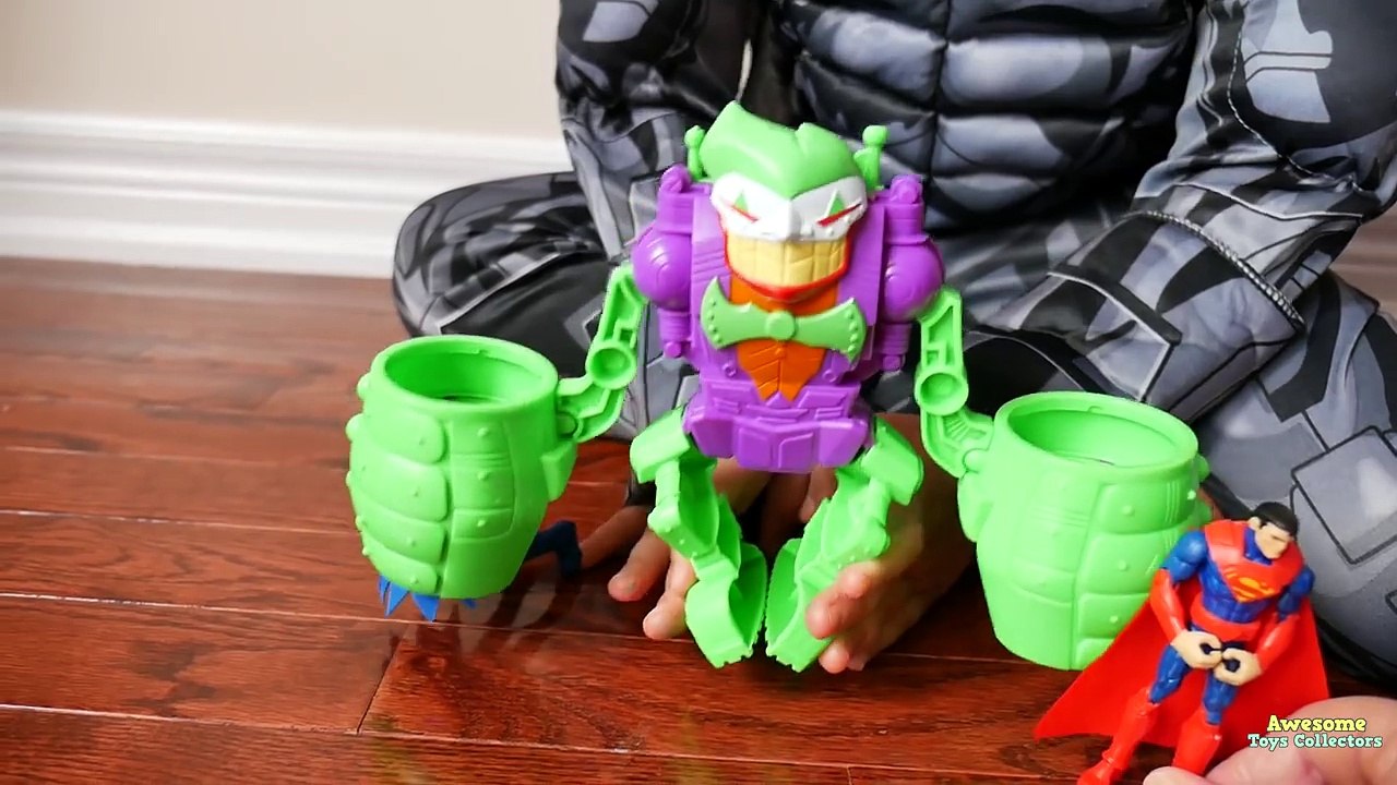 GIANT EGG SURPRISE OPENING Batman vs Superman Toys Kids Video SURPRISE TOYS Awesome Toys Collectors