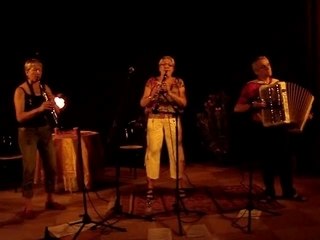 Extrait de Donna Donna - Trio Doina