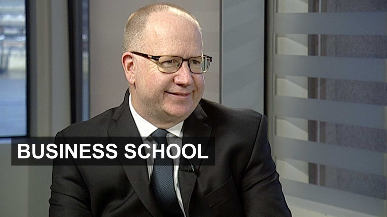 Business schools should be self-reliant