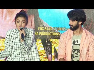 Alia Bhatt's Funny Moments at Shaandaar Movie Event