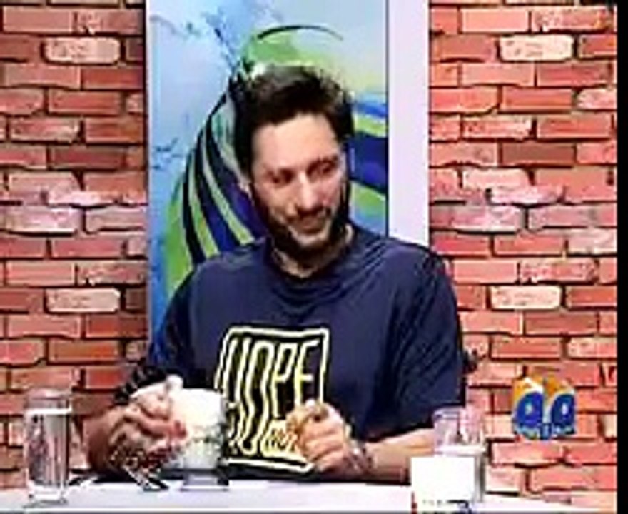 Ap Abhi bata dyn Kahin apki koi Offshore company to nai - Afridi Replies with Imran Khan