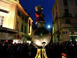 Compagnie Off : La femme Canon