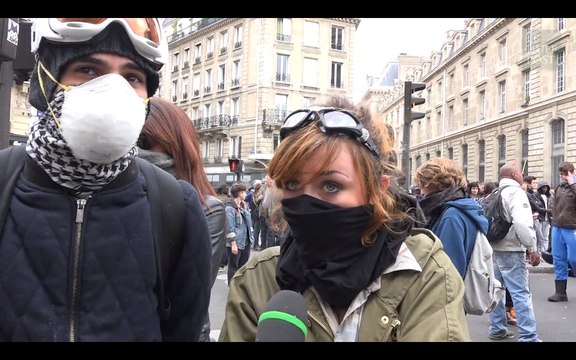 Les militants anti-flics détestent-ils vraiment la police ?