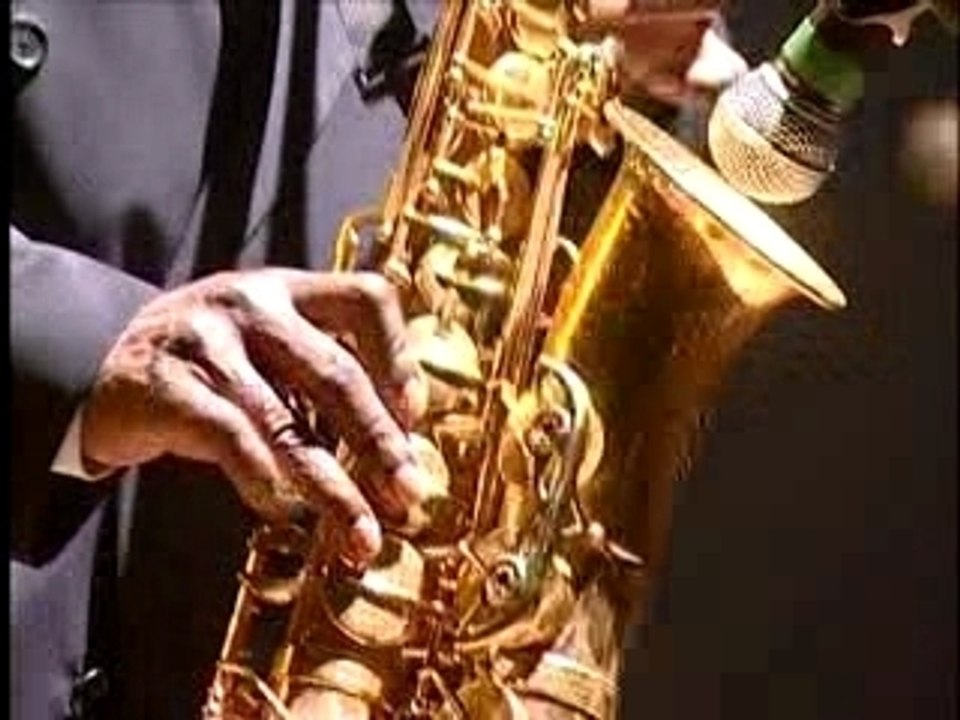 Maceo Parker : "Uptown Up", "Pass The Peas"