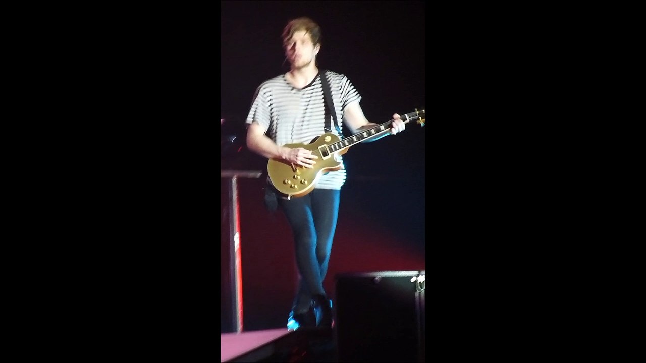 Castaway - 5 Seconds of Summer - SLFL Paris