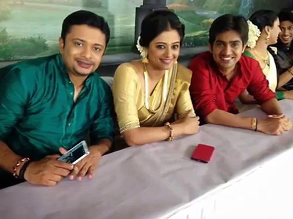 Prasanna Master with his wife and kid