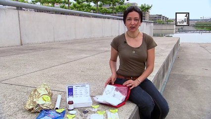 First Aid Box صندوق الإسعافات الأولية