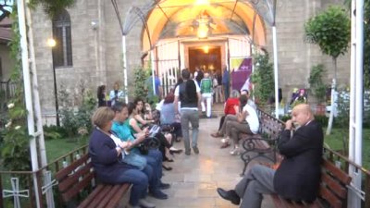 Soprano Otilia İpek, Mersin İtalyan Katolik Kilisesi'nde Konser Verdi