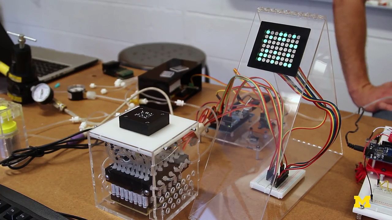 Tablette tactile conçue pour les non-voyants