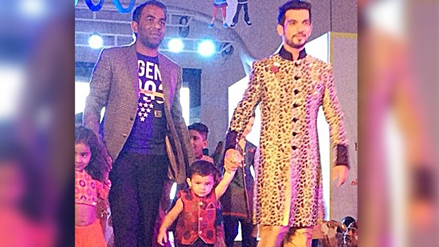 'Naagin' Fame Arjun Bijlani Walks Ramp With Son Ayaan!