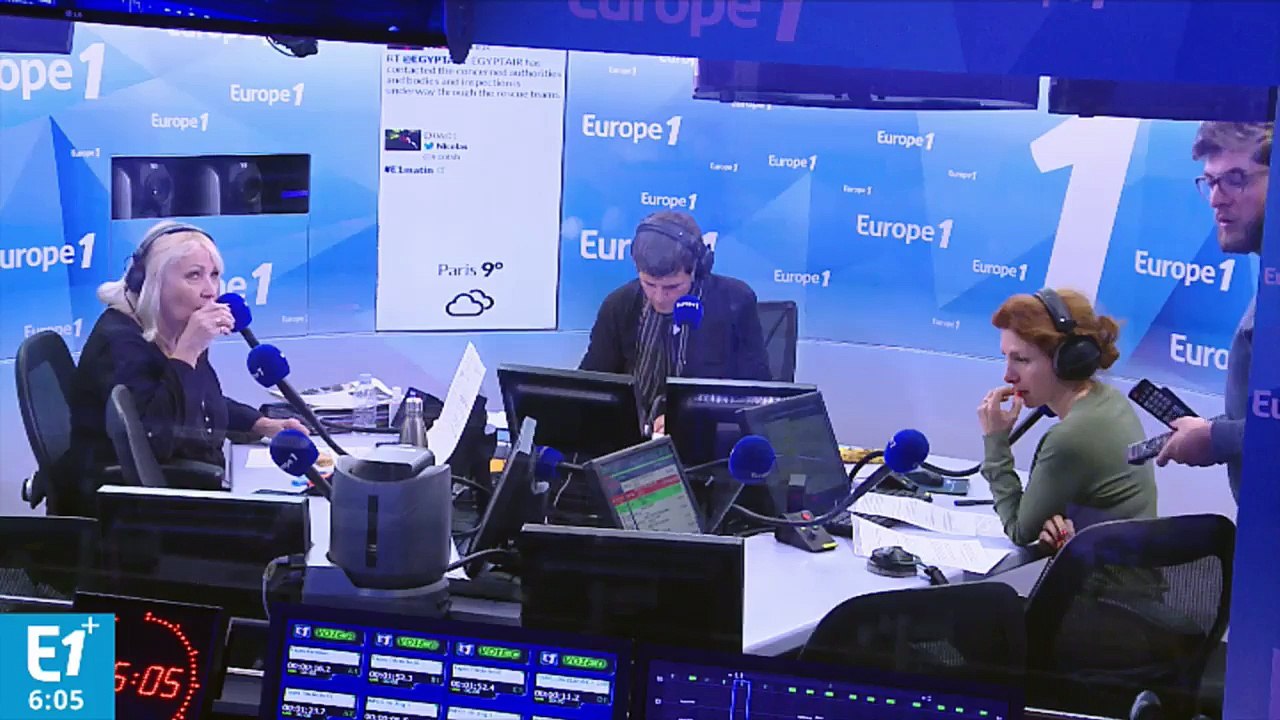 Meeting de Valls à Evry : le Premier Ministre étrille Macron