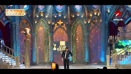 Salman Khan Flirting with Vidya Balan on Star Guild Awards 2013 !!!