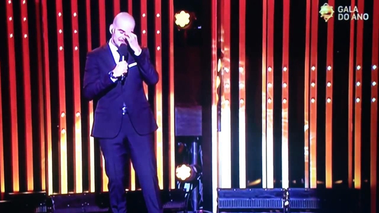 Luis Franco Bastos arrasa Jorge Jesus nos Globos de Ouro