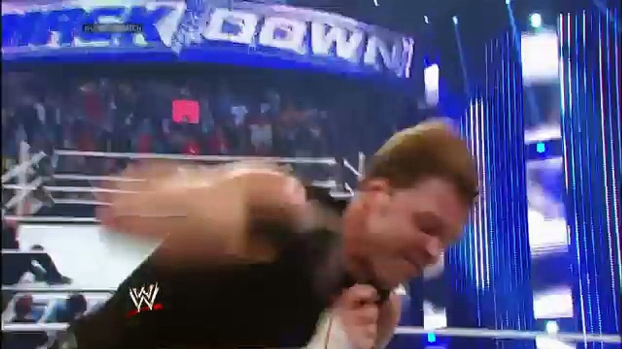 Jhon Cena & CM Punk vs. The Shield - 2-on-3 Handicap Match- SmackDown, Dec. 20, 2015