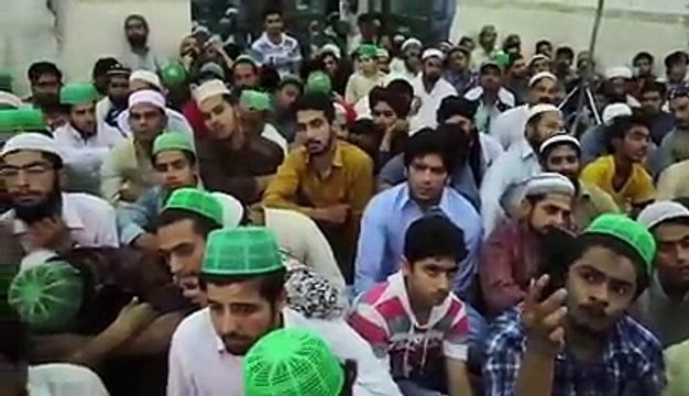 khadim Hussain Rizvi کلام اعلی حضرت بہت ہی خوبصورت. ضرور سنیے اور شئیر کیجئیے لبیک یارسول اللہﷺ