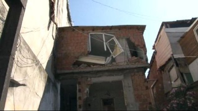Kiralik Ev Aramaya Giden Kiracı, Döndüğünde Evini Yıkılmış Halde Buldu