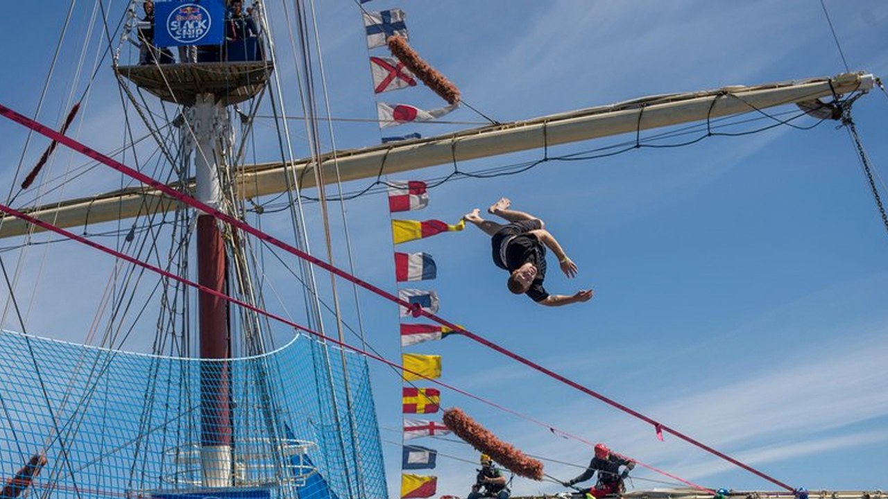Slacklining Over an Old Sailing Ship | POV