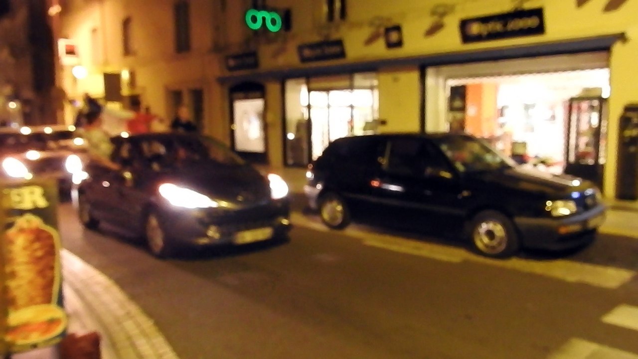 VESOUL : CONCERT DE KLAXONS APRES LA VICTOIRE DE LA FRANCE
