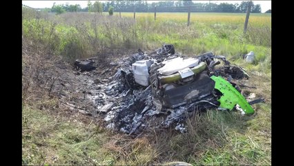 Accident fatal d'une lamborghini à 330km/h sur l'autoroute filmé à l'intérieur !