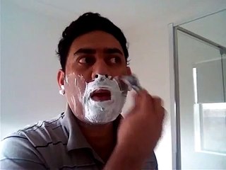 Shaving for French beard style