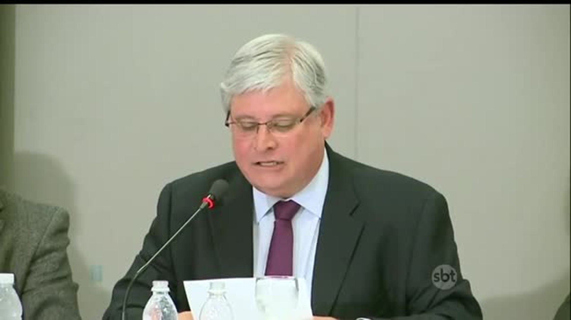 Rodrigo Janot nega ter vazado informações e diz que não será candidato