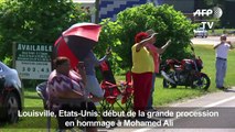 Début de la grande procession en hommage à Mohamed Ali