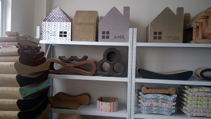 Showroom for the cat scratchers / peter@tianshuopackaging.com