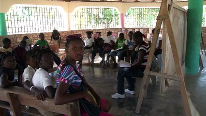 Chickens at the LKM Matènwa school