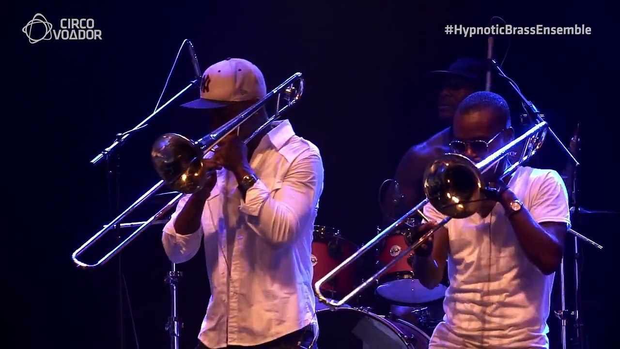 Hypnotic Brass Ensemble :: Ao Vivo no Circo Voador :: 23/05/2015