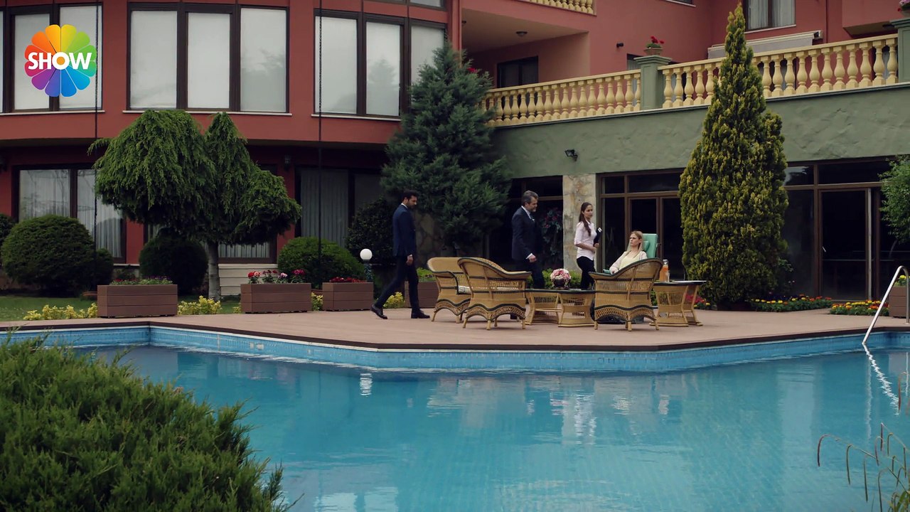 Oyunbozan 5. Bölüm- SERHAT TUTUMLUER SAHNESI 14