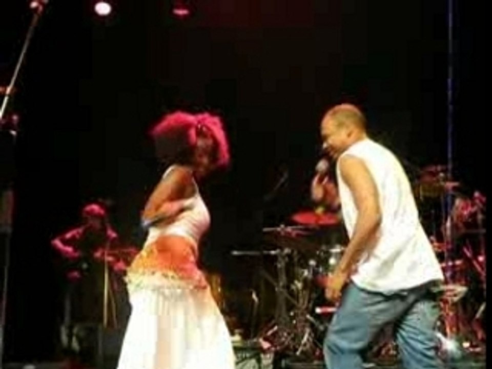 india arie - interested