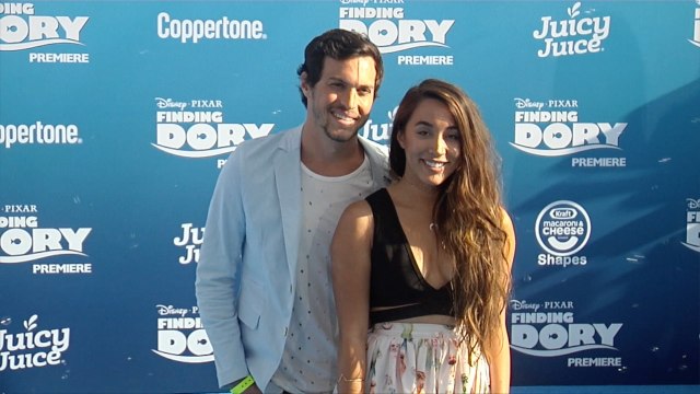 Alex & Sierra Finding Dory Premiere Blue Carpet